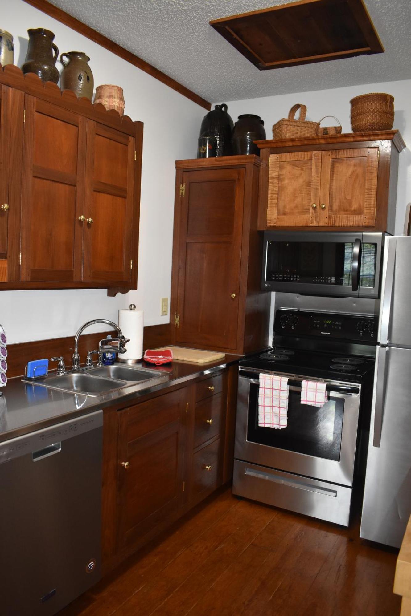 Restored1850S Log Cabin, With Gazebo And Gardens! 1 Mile To Downtown Weaverville Esterno foto