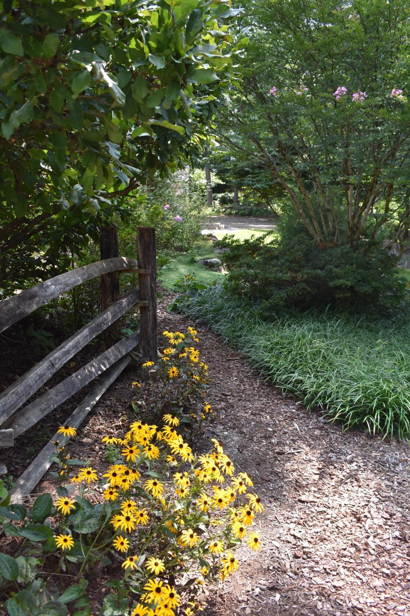 Restored1850S Log Cabin, With Gazebo And Gardens! 1 Mile To Downtown Weaverville Esterno foto