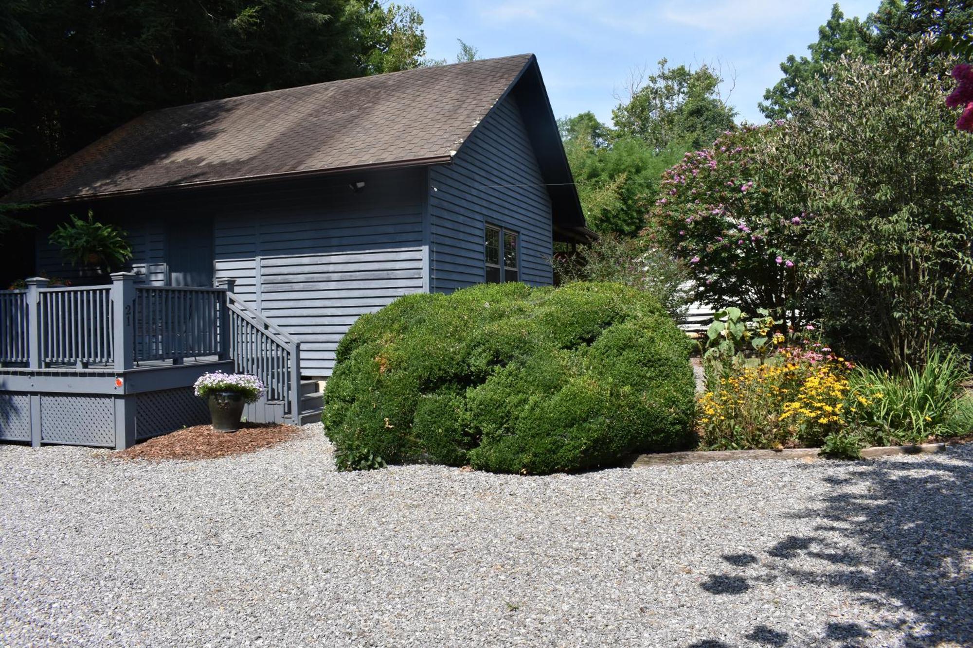 Restored1850S Log Cabin, With Gazebo And Gardens! 1 Mile To Downtown Weaverville Esterno foto