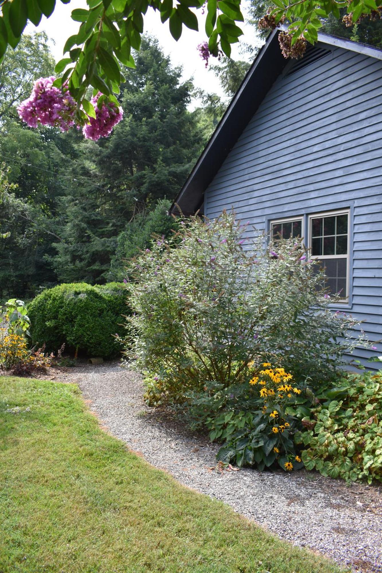 Restored1850S Log Cabin, With Gazebo And Gardens! 1 Mile To Downtown Weaverville Esterno foto
